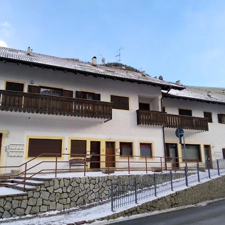 A Casa Dei - Appartamento コッレ・イザルコ エクステリア 写真